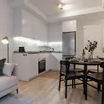 아파트 Vivi Homes - Anemona , , Balcony, Centre 푸엔히롤라